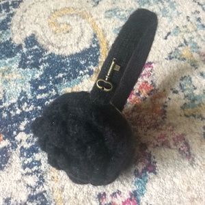 NWOT Fossil Earmuffs knit flowers w/ Soft interior